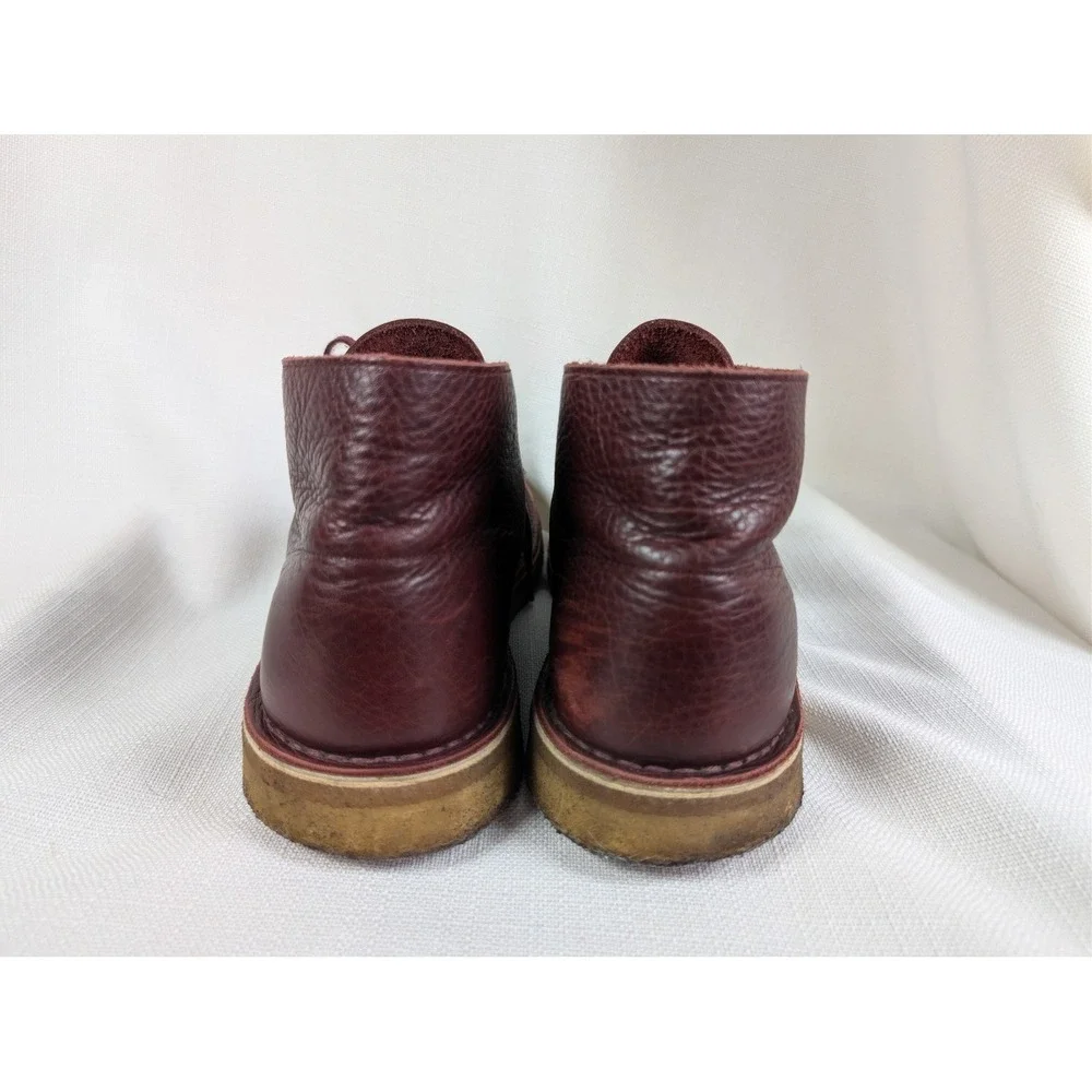 Clarks Desert Lace up Chukka Boots Mens Bergundy Leather Mens Size 10 Minimalist